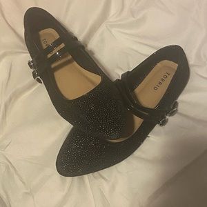 Torrid sequined pointy toe black flats size 9